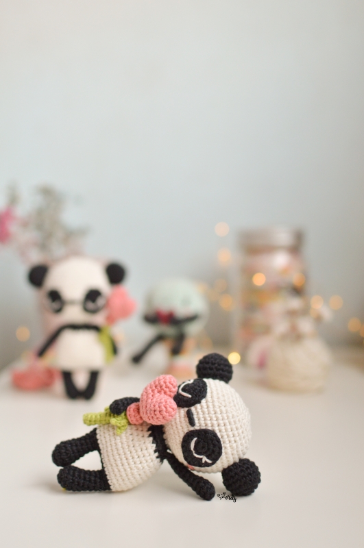 Loving Panda Bear Amigurumi Pattern Amigurumi