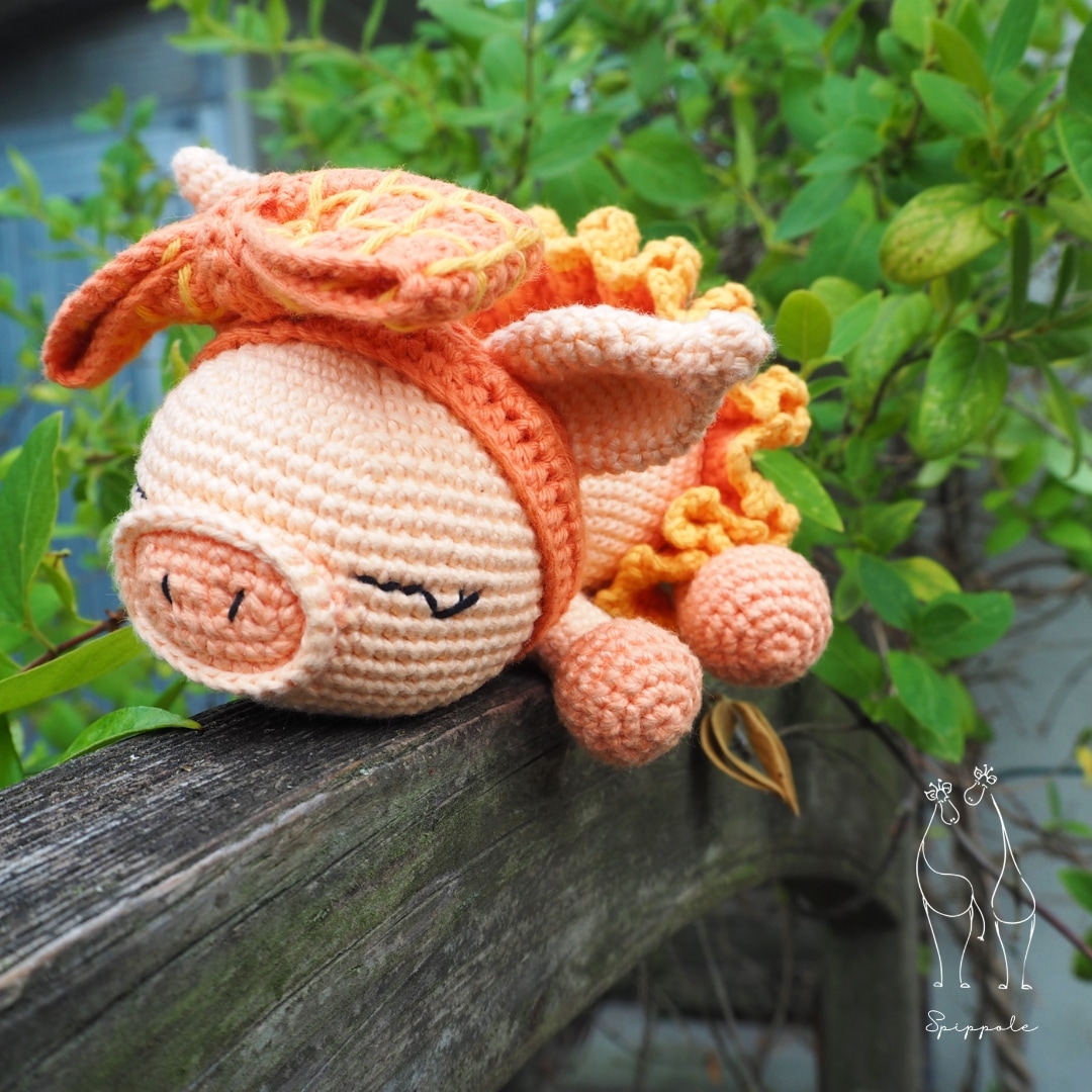 Creations DaisyMae the pig from Amigurumi Treasures