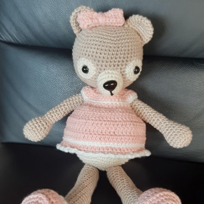 Cuddly Amigurumi Toys: 15 New Crochet Projects by Lilleliis