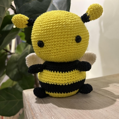 Süße Amigurumi - Das Grundlagenwerk: Alle Techniken und viele Geheimtipps -  Mit 3 extra Amigurumi-Anleitungen von @ms.eni