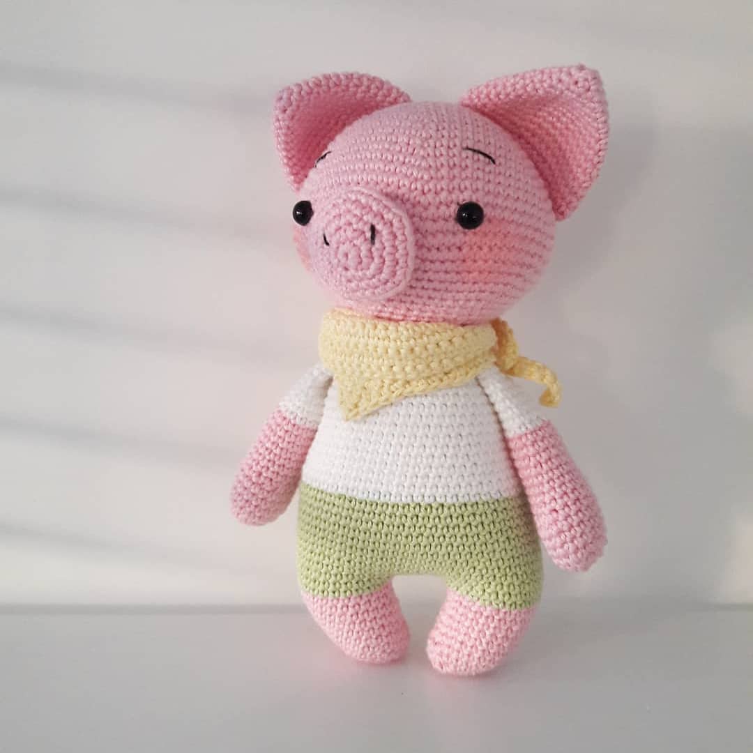 Amigurumi.com - Creations - Freddy the Piglet from Zoomigurumi 7