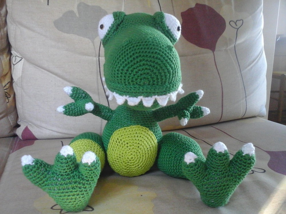 prehistoric amigurumi