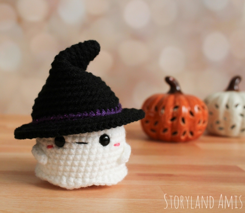 Scout the Baby Ghost amigurumi pattern - Amigurumi.com