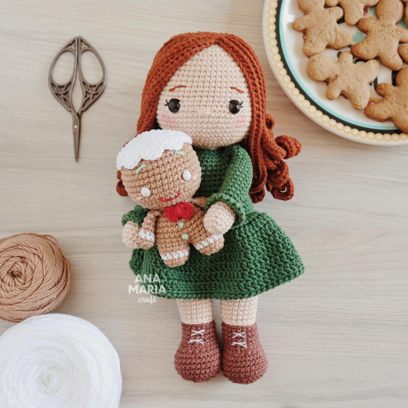 Doll Natalia Christmas Girl amigurumi pattern - Amigurumi.com