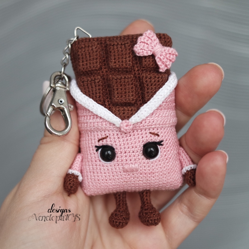Sweet Chocolate Bar Keychain amigurumi pattern