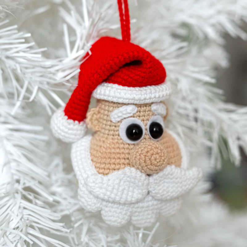 Christmas tree toy Santa amigurumi pattern - Amigurumi.com