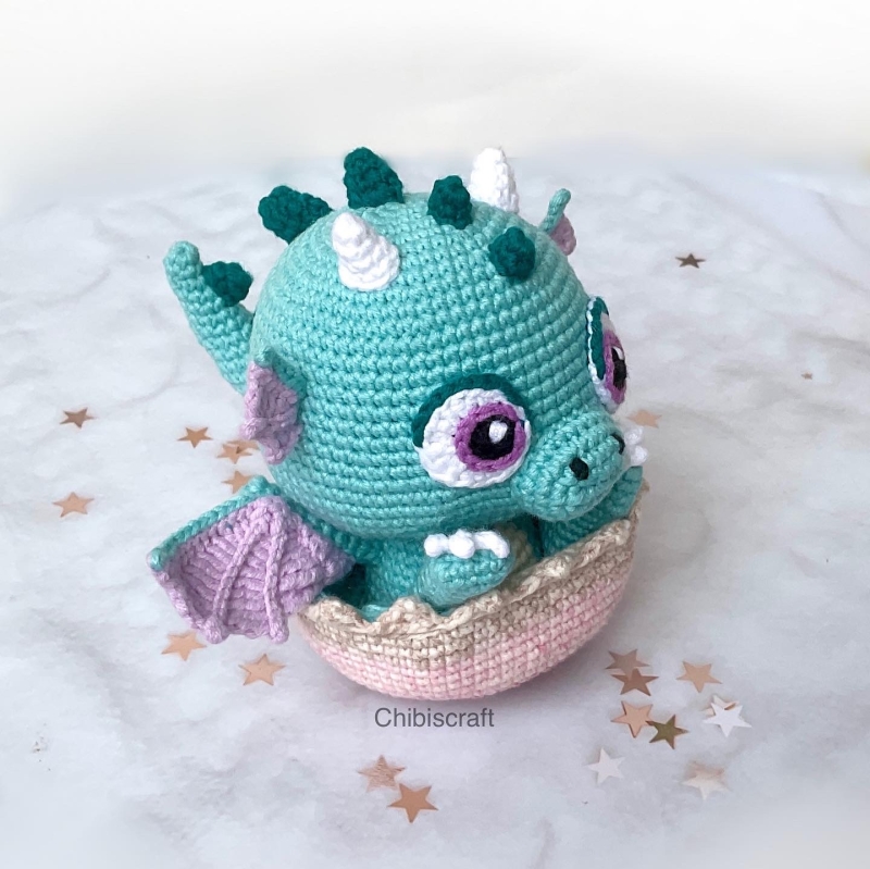 Reversible Baby Dragon amigurumi pattern