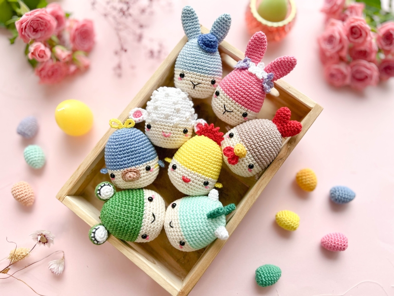 Crochet Easter cozy eggs amigurumi pattern - Amigurumi.com