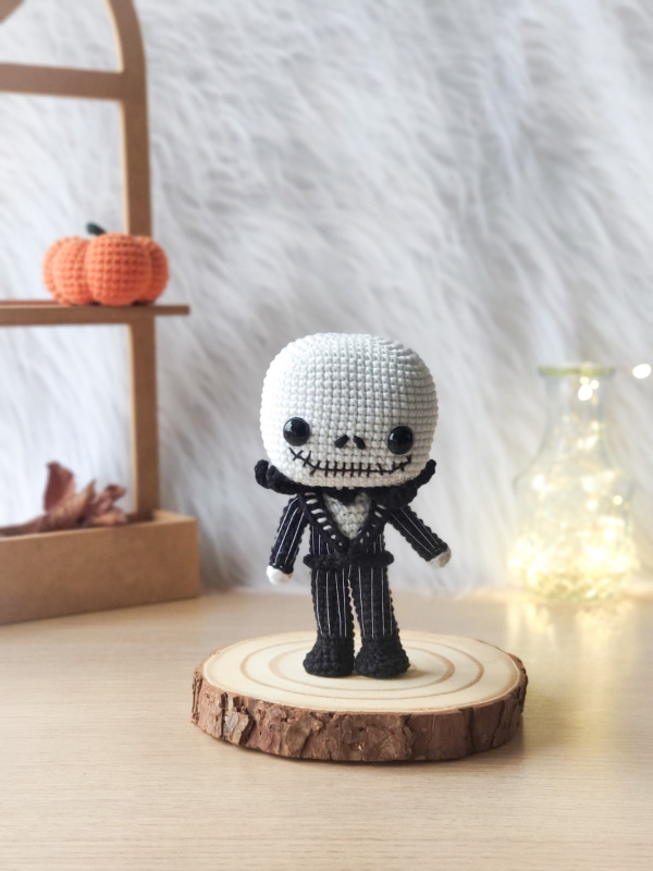 Jack & Sally Skellington amigurumi pattern