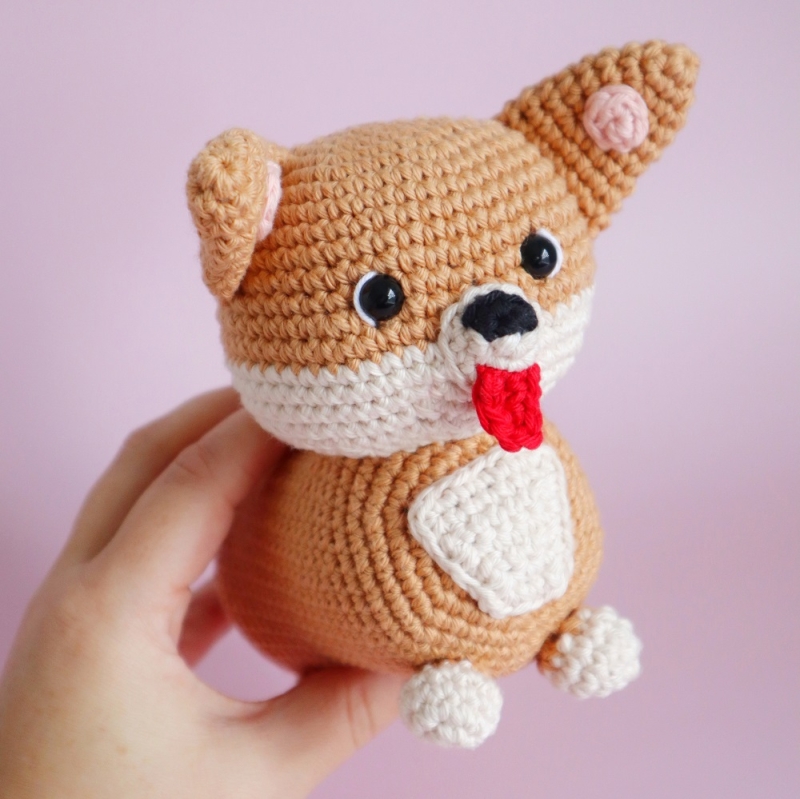 Cooper the Corgi amigurumi pattern - Amigurumi.com