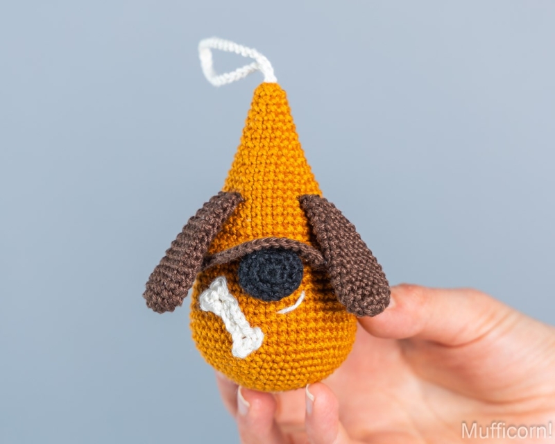 Dog keychain amigurumi pattern