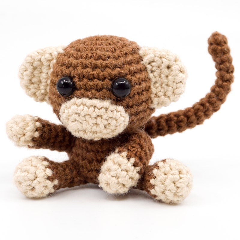 Mini Monkey amigurumi pattern - Amigurumi.com