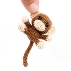 Mini Monkey amigurumi pattern - Amigurumi.com