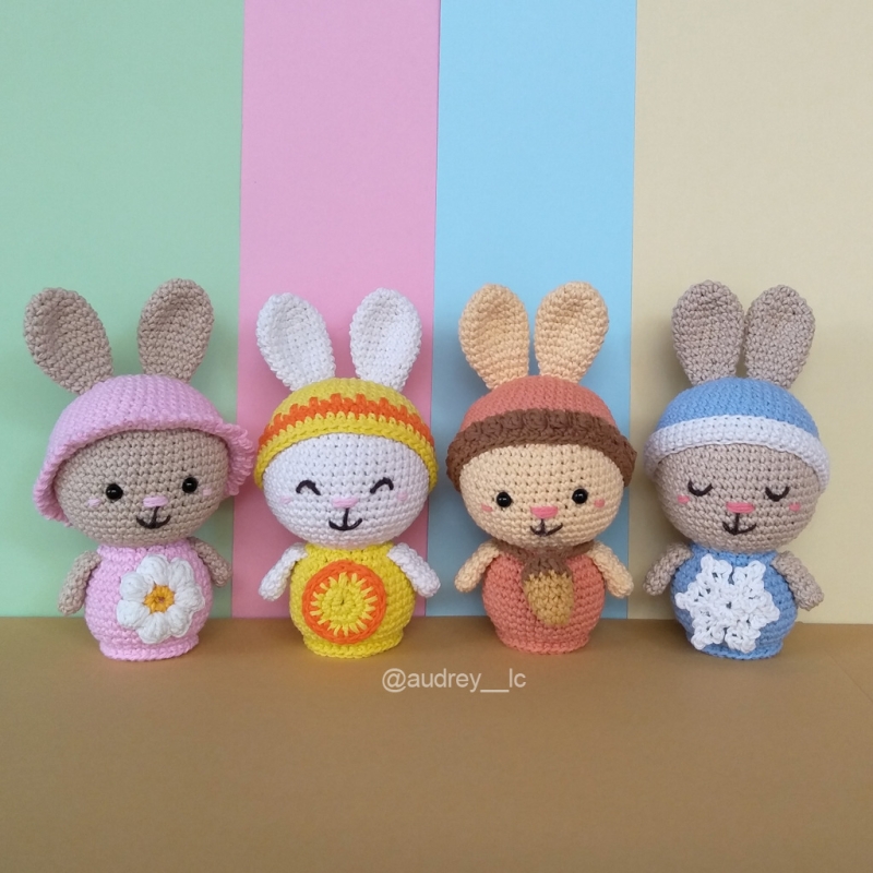 Four Seasons Bunny amigurumi pattern - Amigurumi.com