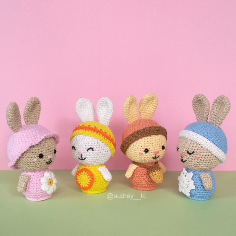 Four Seasons Bunny amigurumi pattern - Amigurumi.com