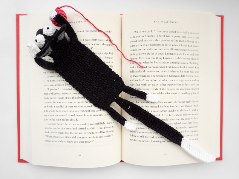 Cat Bookmark amigurumi pattern - Amigurumi.com