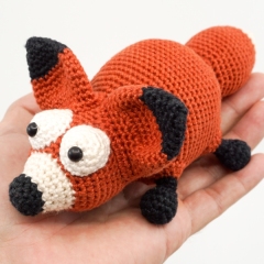 The Chubby Fox amigurumi by Supergurumi
