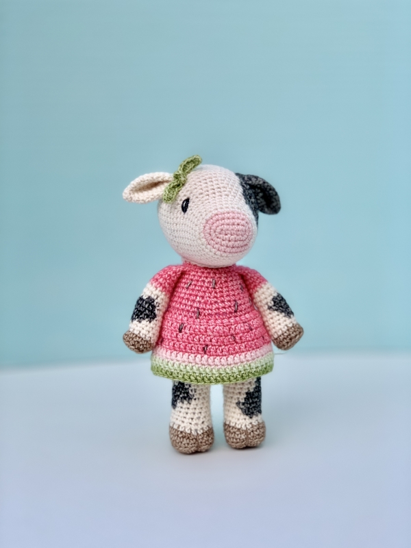 Moira Cow amigurumi pattern - Amigurumi.com