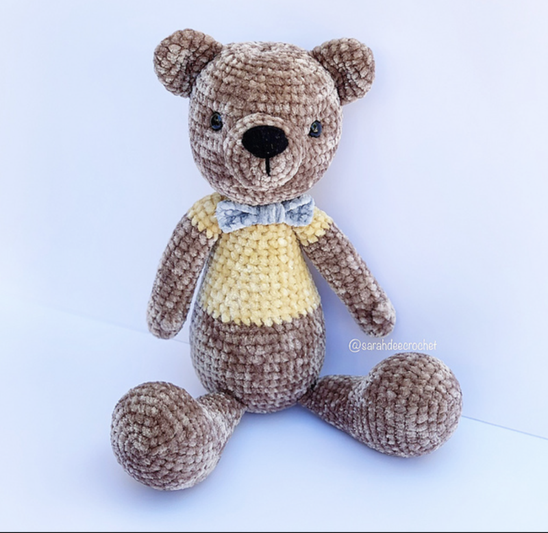 Munches the Bear - Free amigurumi pattern