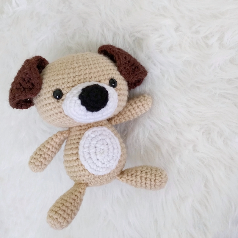 Snuggle Puppy Dog amigurumi pattern - Amigurumi.com