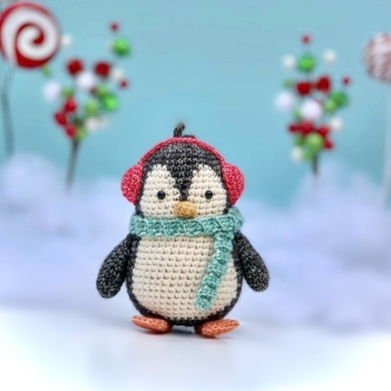 Mumford the Penguin amigurumi pattern - Amigurumi.com