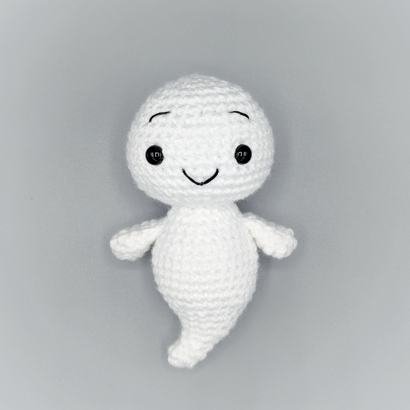 Crochet yoga ghost amigurumi: Crochet pattern