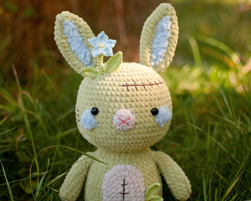 Rob the Rabbit amigurumi pattern - Amigurumi.com