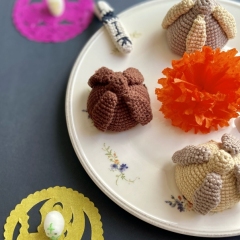 Day of the death bread - Free amigurumi pattern
