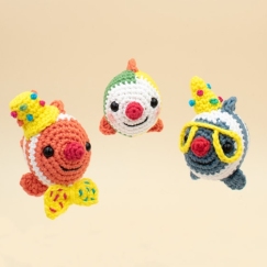 clownfish family toy set