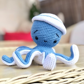 Sailor Octopus amigurumi pattern by Pepika
