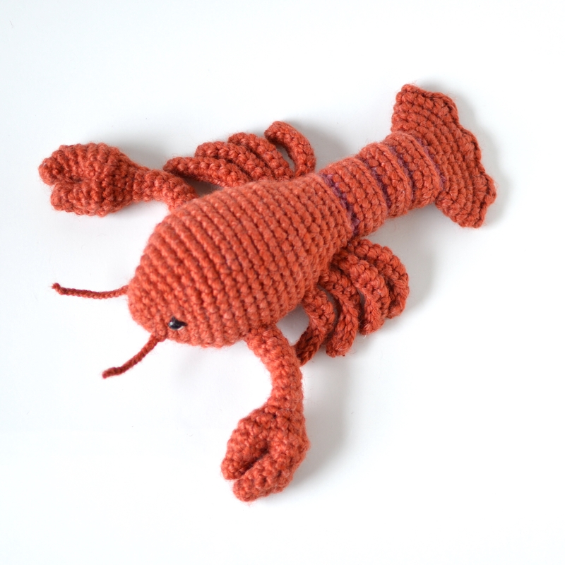 Esther the Lobster amigurumi pattern - Amigurumi.com