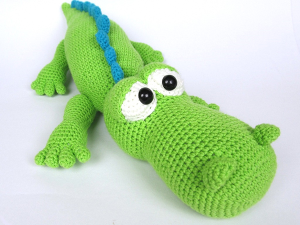 Crocodile Alfred amigurumi pattern - Amigurumi.com