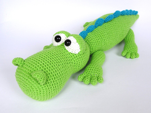 Crocodile Alfred amigurumi pattern - Amigurumi.com