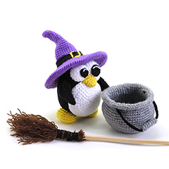 Halloween penguin amigurumi pattern by Masha Pogorielova (mashutkalu)