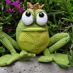 Henri le frog amigurumi by IlDikko