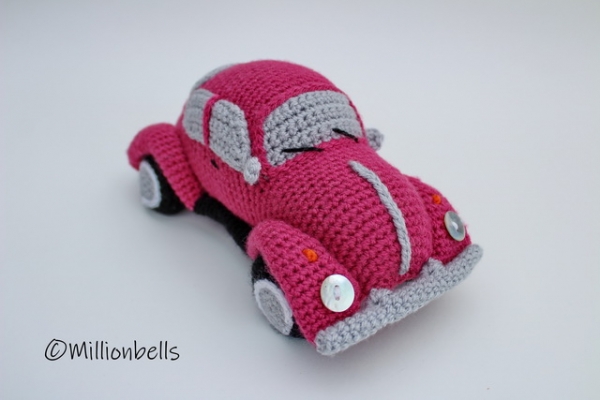 VW (inspired) Beetle Bug amigurumi pattern - Amigurumi.com