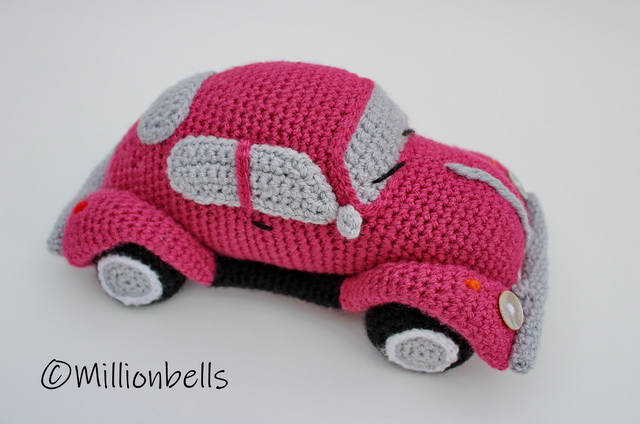 VW (inspired) Beetle Bug amigurumi pattern - Amigurumipatterns.net