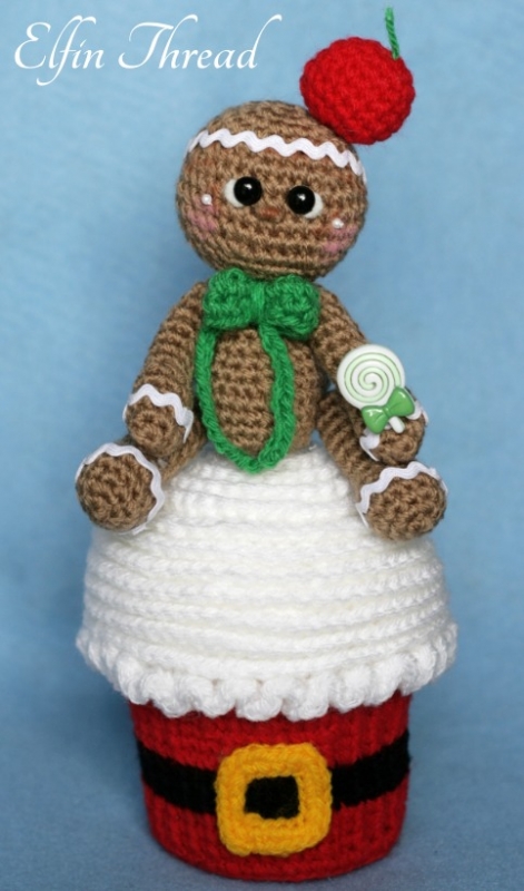 Giant Christmas Cupcake with Gingerbread Man Topper amigurumi pattern ...