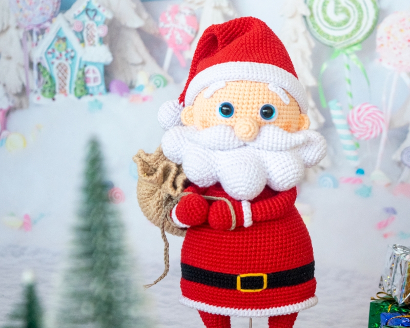 Santa Claus amigurumi pattern - Amigurumi.com