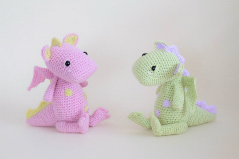 Bobby the baby dragon amigurumi pattern - Amigurumi.com