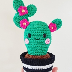 Cactus Friends amigurumi pattern by Super Cute Design