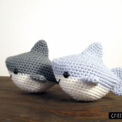 Chum the shark amigurumi pattern by Critterbeans