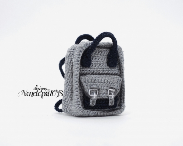 Backpack for a doll amigurumi pattern 