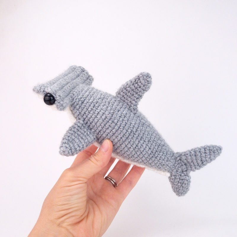 Hugo the Hammerhead amigurumi pattern - Amigurumi.com