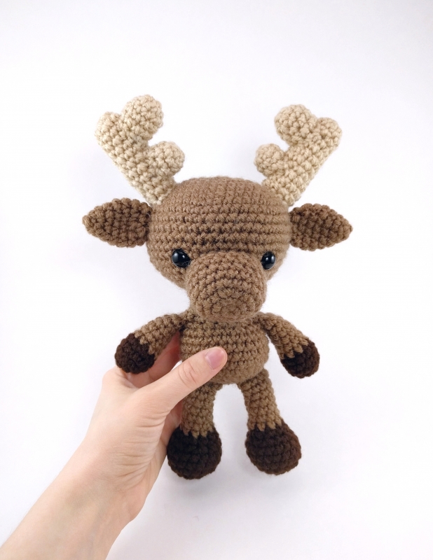 Myles the Moose amigurumi pattern - Amigurumi.com