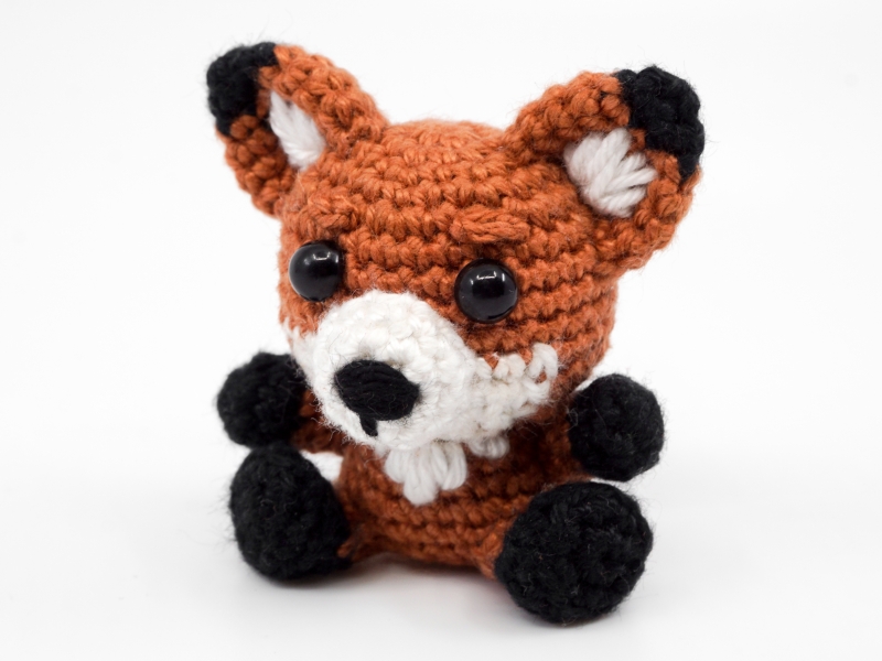 Mini Fox amigurumi pattern - Amigurumi.com