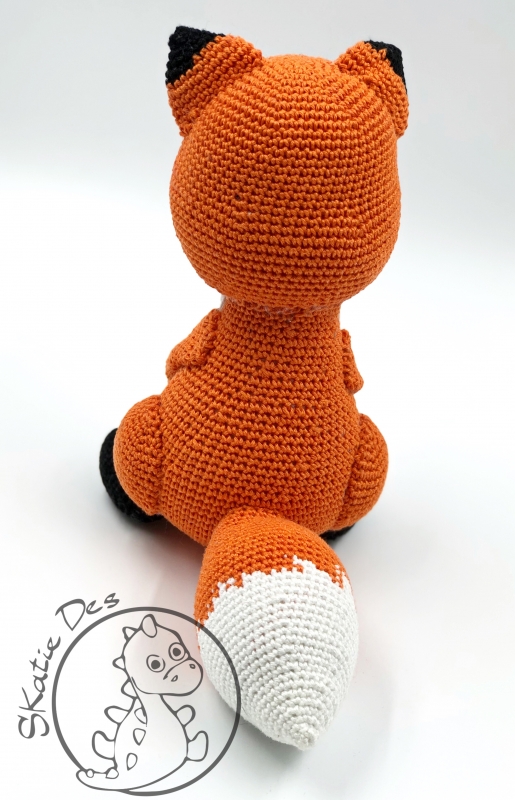 Fox Felix amigurumi pattern - Amigurumi.com