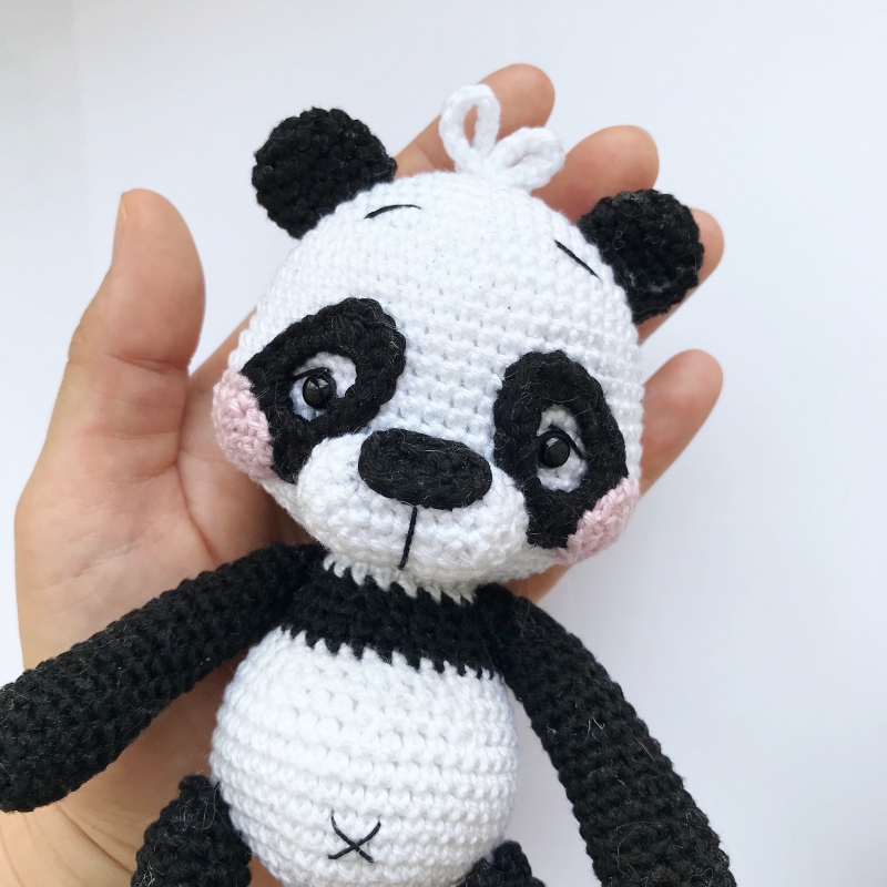 Boomer the little Panda amigurumi pattern - Amigurumi.com