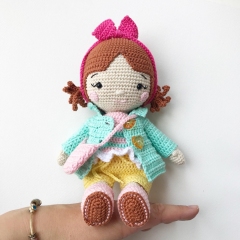 Elina doll and her Outfits amigurumi pattern - Amigurumi.com