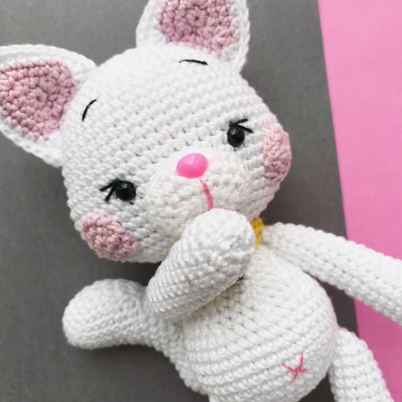 Sunny the little Cat amigurumi pattern - Amigurumi.com